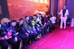 催眠大师精彩上演，3月14-15日东北齐齐哈尔掀起催眠热潮