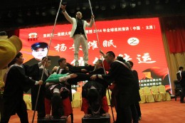 催眠变钢板，激发潜能