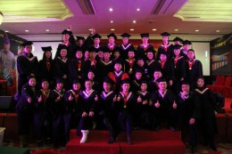 杨安教授与弟子合影