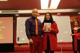 杨安与学员合影