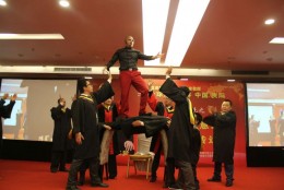 杨安舞台催眠秀