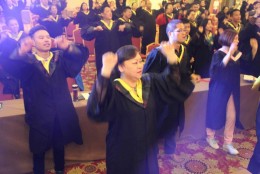 杨安教授现场跳有氧操