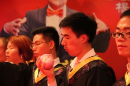 洋葱吃成苹果