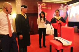 学员体验脑波仪